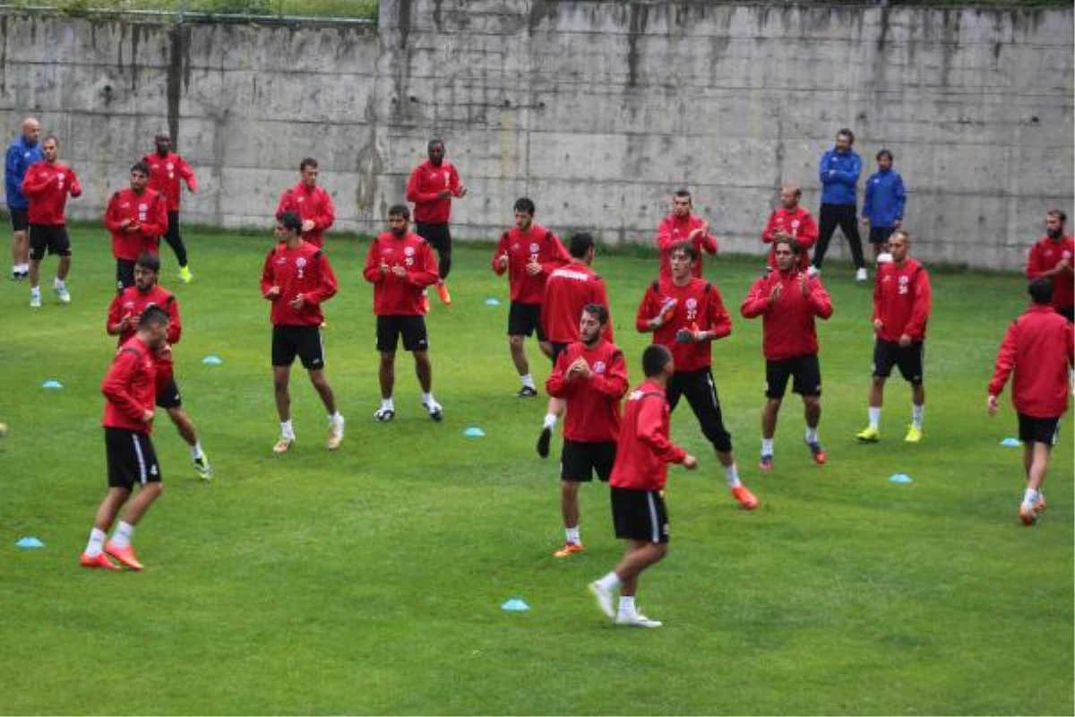 Medical Park Antalyaspor, Bolu\'da Güç Depoluyor