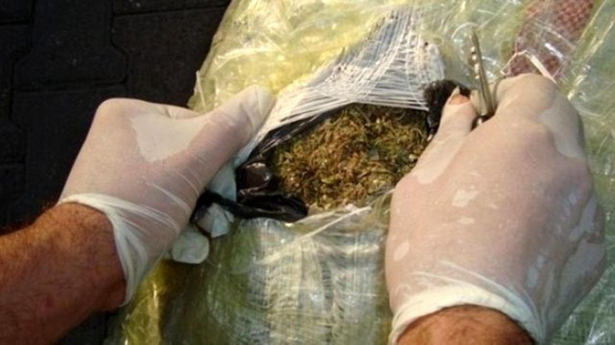 Otobüs Yolcusunun Valizinde 48 Kilo Eroin Ele Geçti