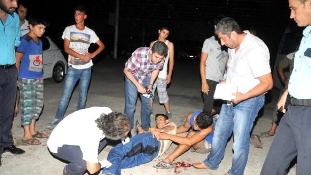 Sözlü Taciz Kavgası: 1\'i Ağır 2 Yaralı