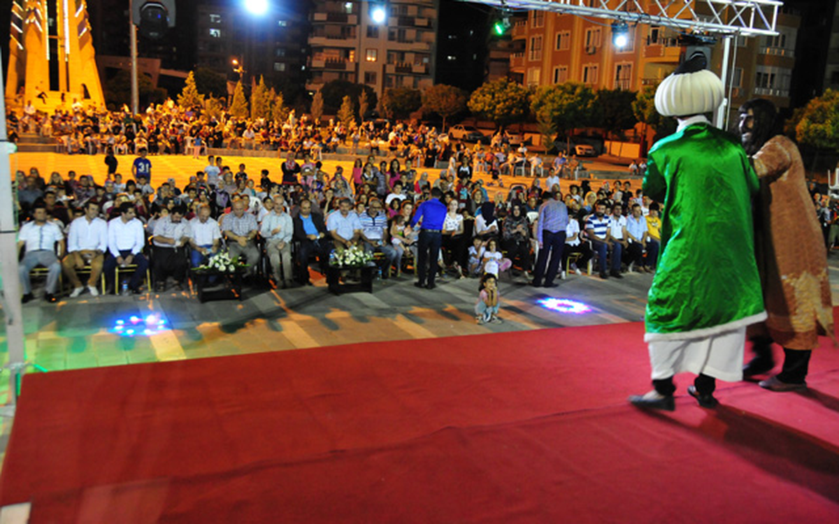 Tiyatro Gösterimi İlgi İle İzlendi