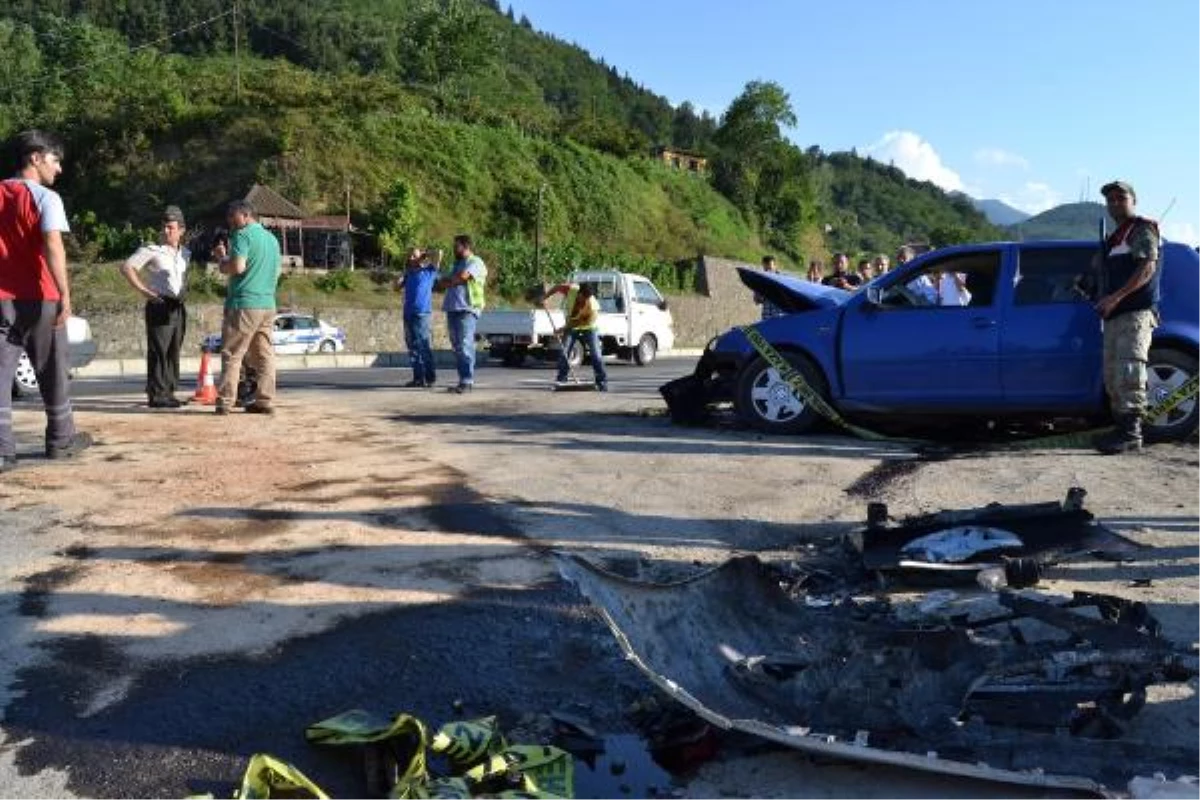 Trabzon\'da Trafik Kazası: 4 Ölü, 4 Yaralı