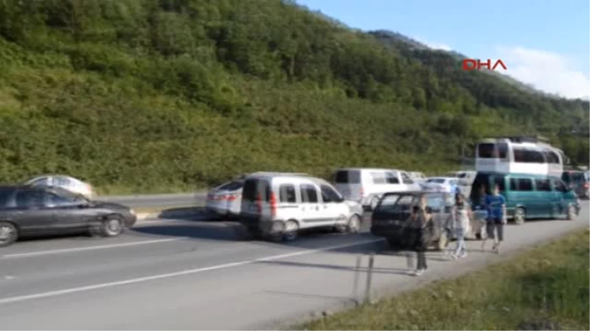Trabzon\'da Trafik Kazası: 4 Ölü, 4 Yaralı
