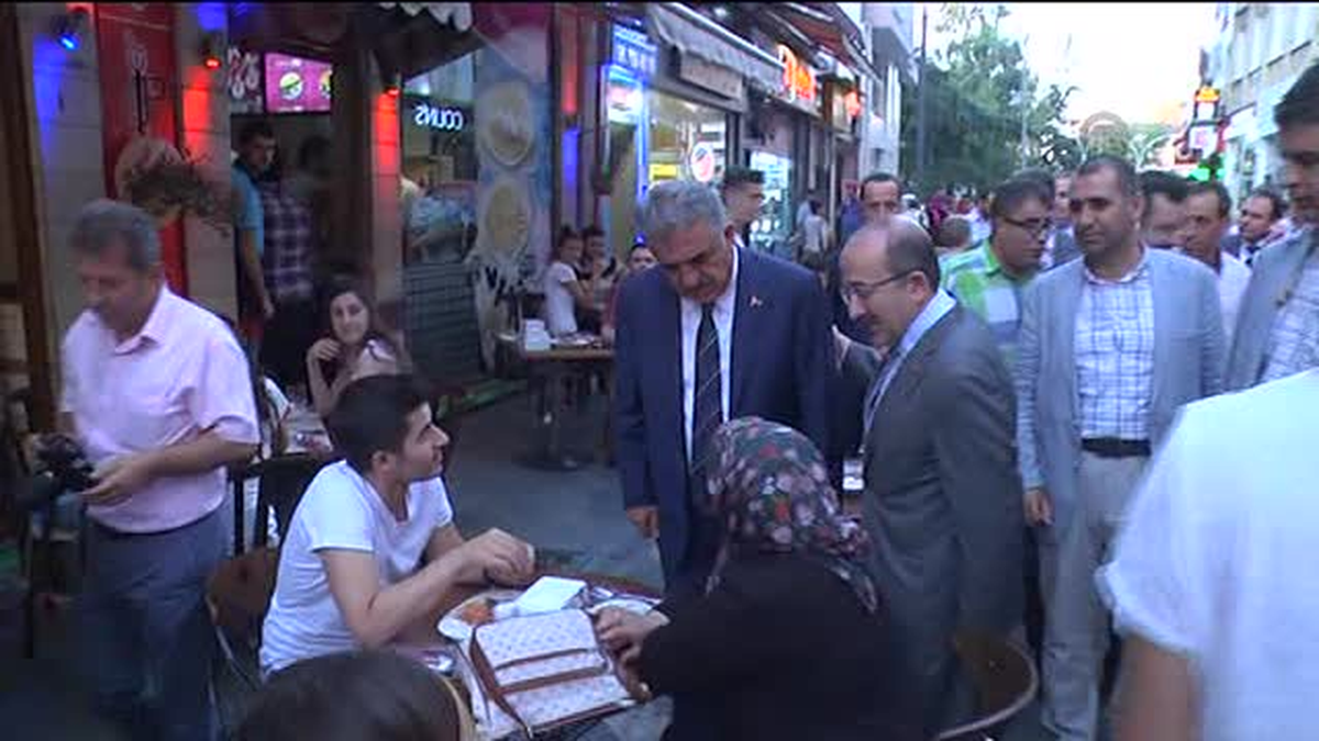 Yazıcı: \'\'Müslümanlara karşı zalimce gaddarca savaş sürdürülüyor" -