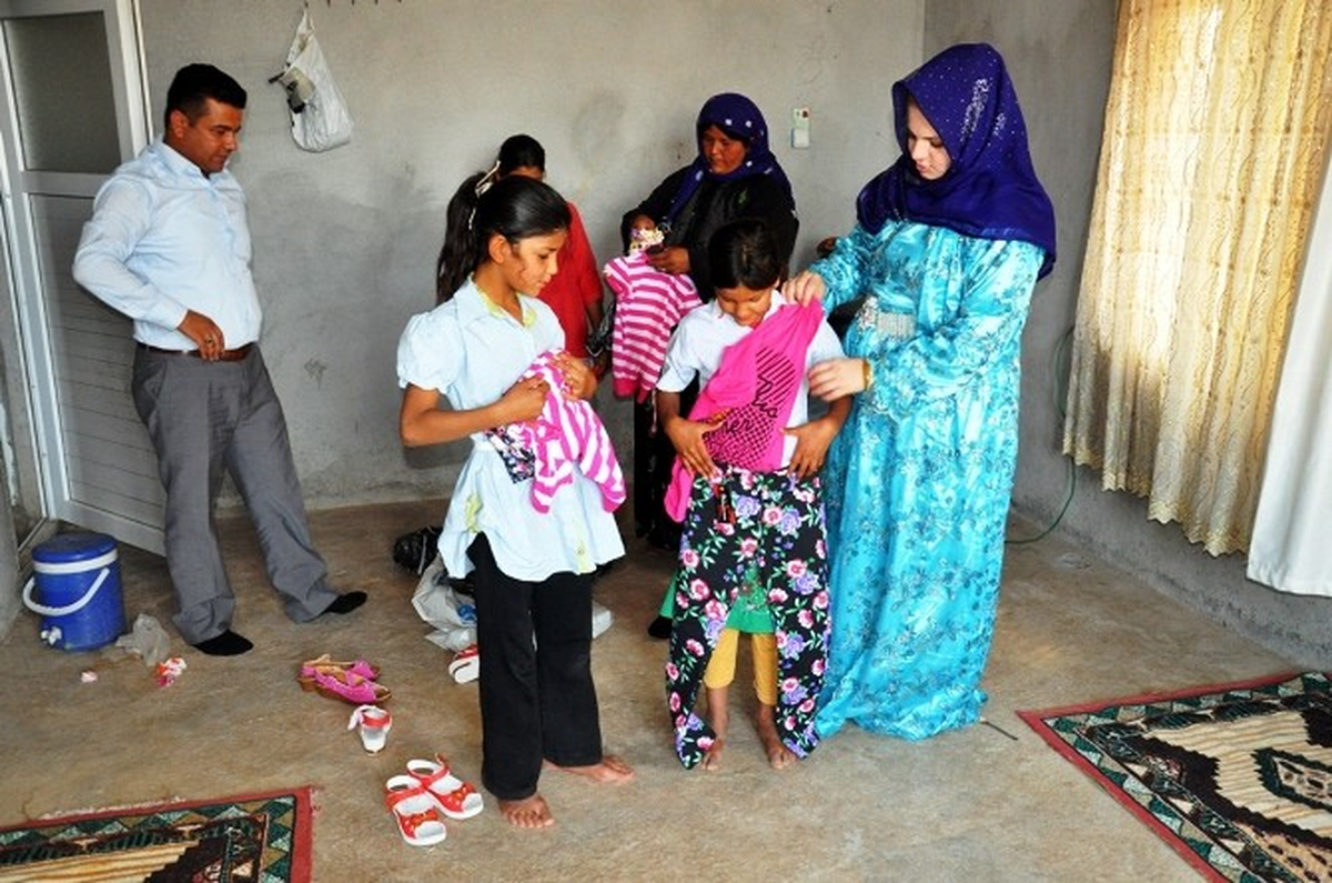 Akçakale Belediyesi Bayram Öncesi Yetimleri Sevindirdi