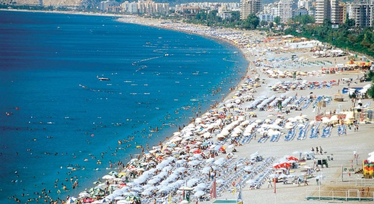 Antalya\'ya Kadınlar Plajı Yapılması