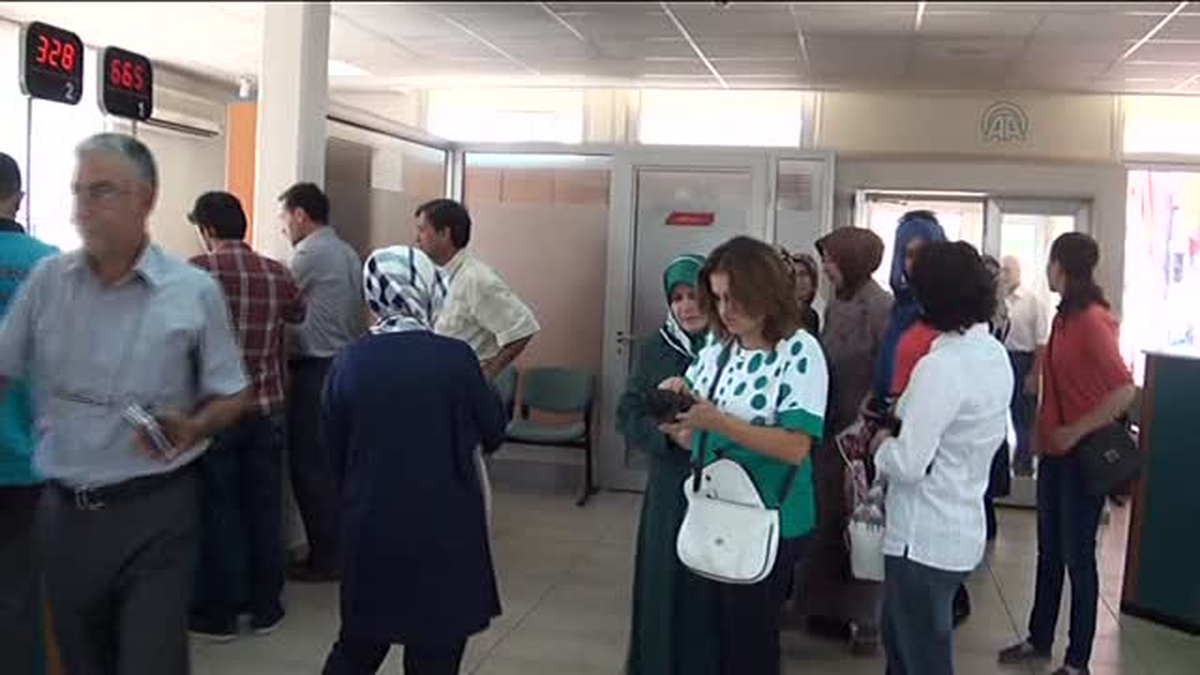 Ak Kadınlardan Başbakan Erdoğan\'a Seçim Bağışı