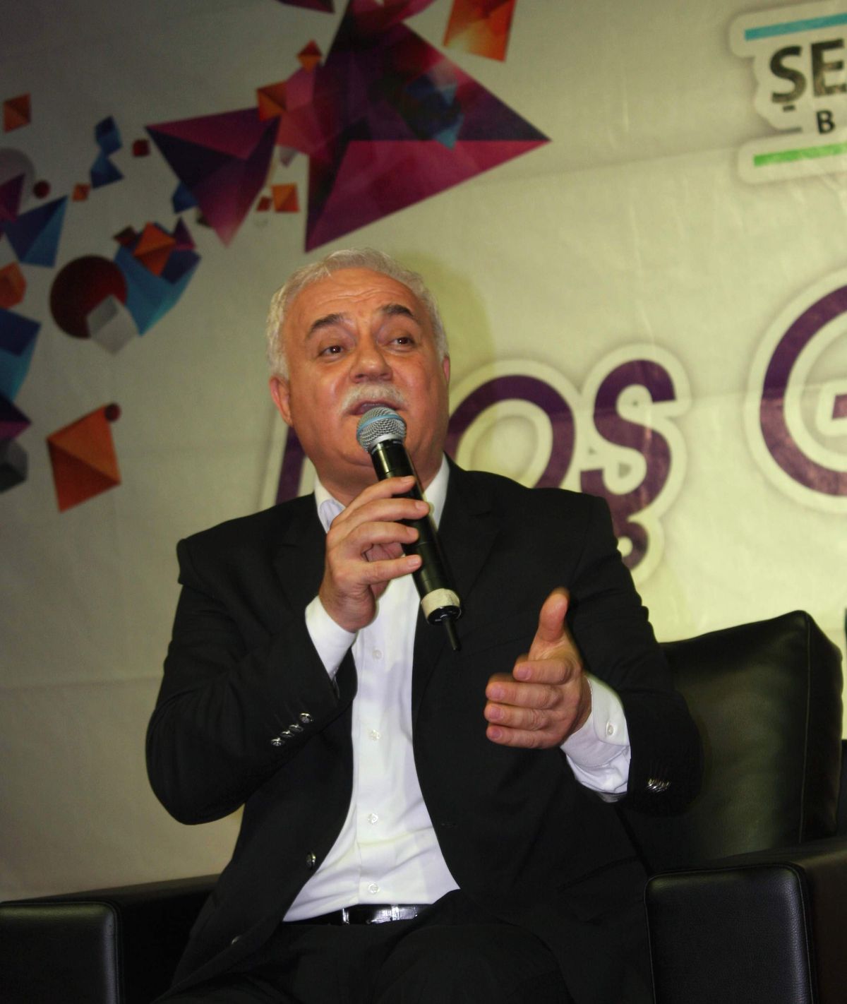 Nihat Hatipoğlu, Sultangazililerle Buluştu