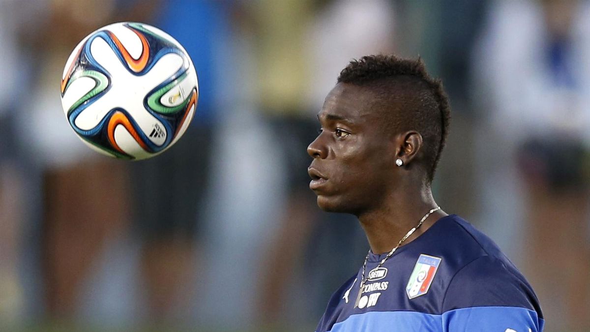 Balotelli\'nin On Parmağında On Marifet