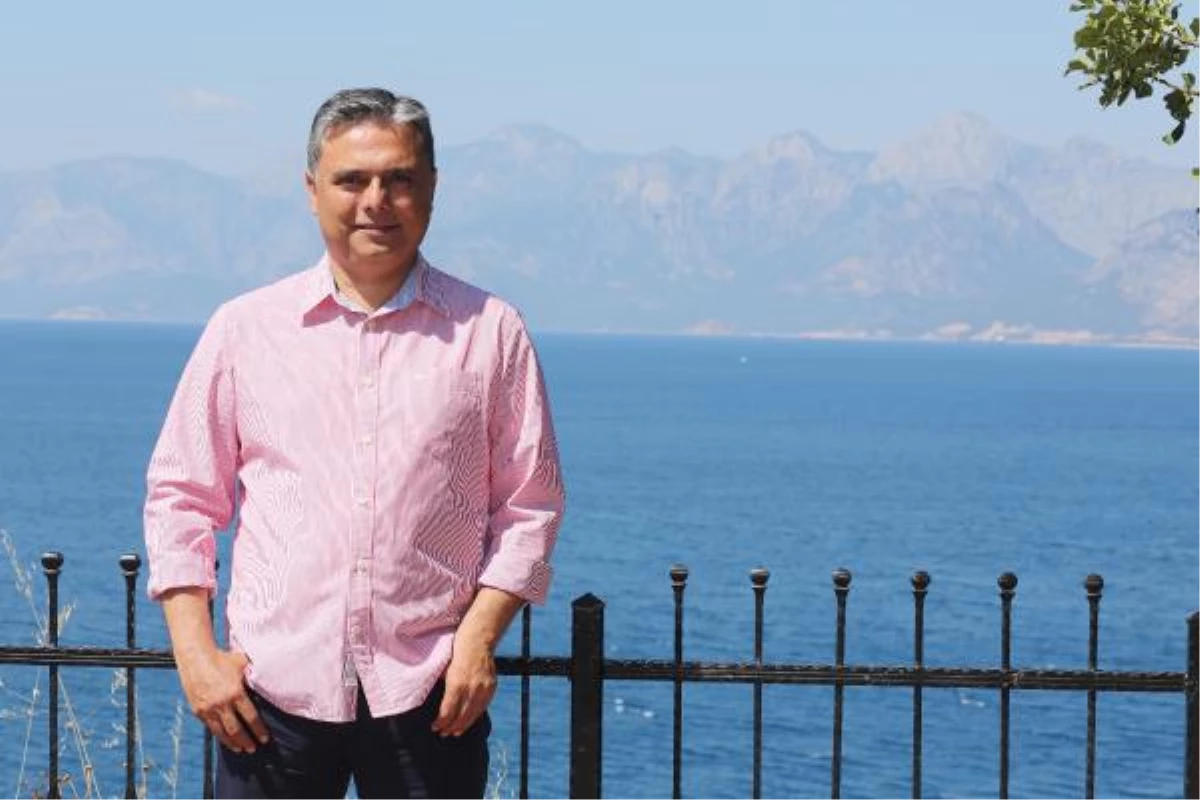 Başkan Uysal: Akdeniz Heykeli\'nin Yeri Akdeniz Olmalı