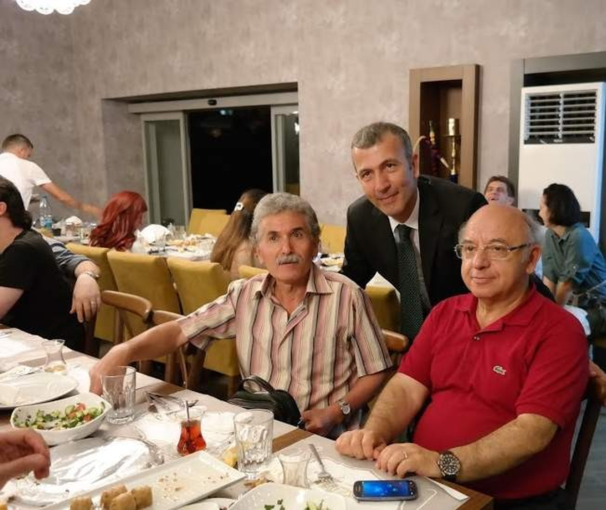 Doktorlar İftar Yemeğinde Bir Araya Geldi