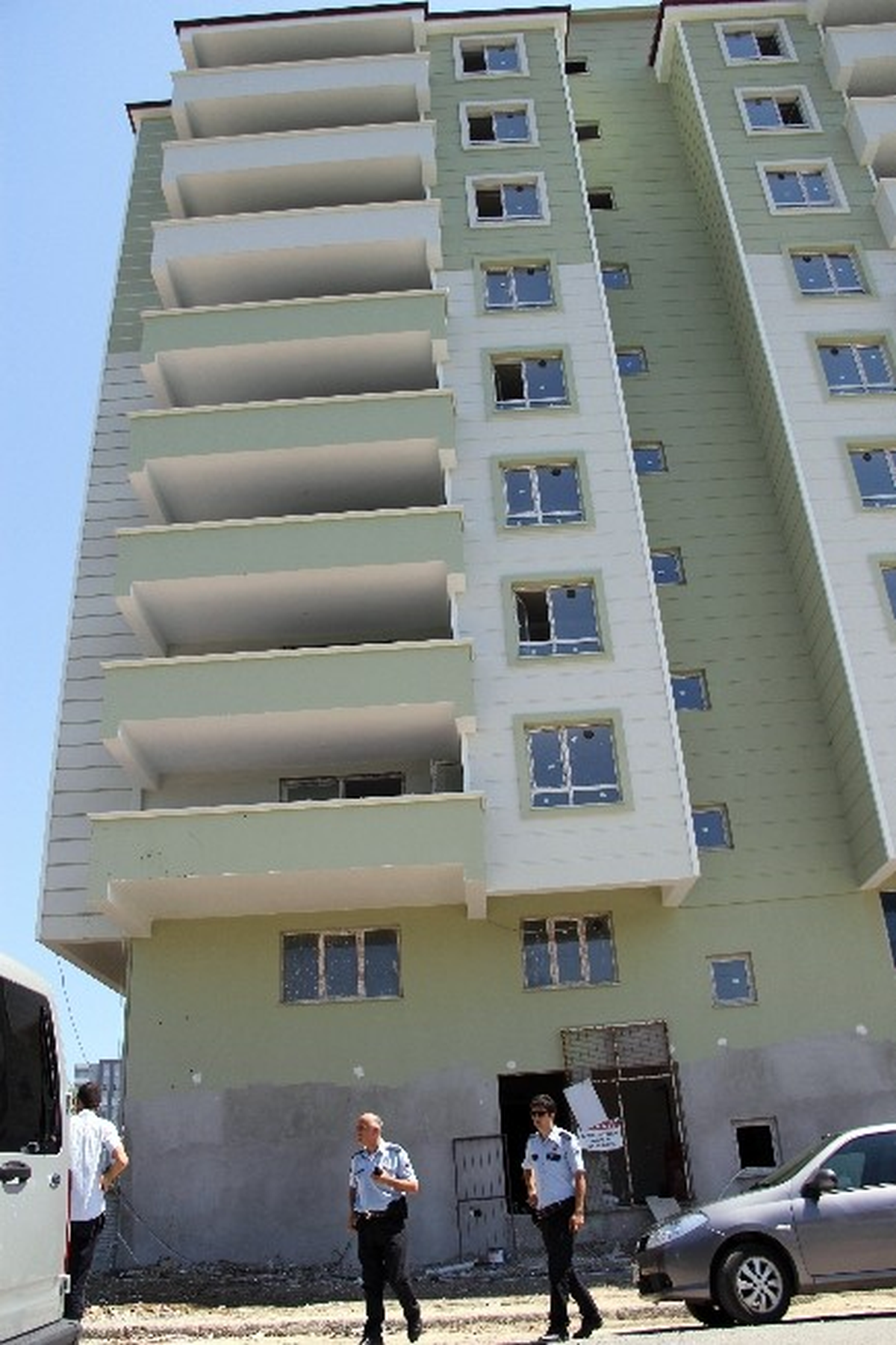 Ehliyet Almak İçin İşe Girdi, 6. Kattan Düşüp Öldü