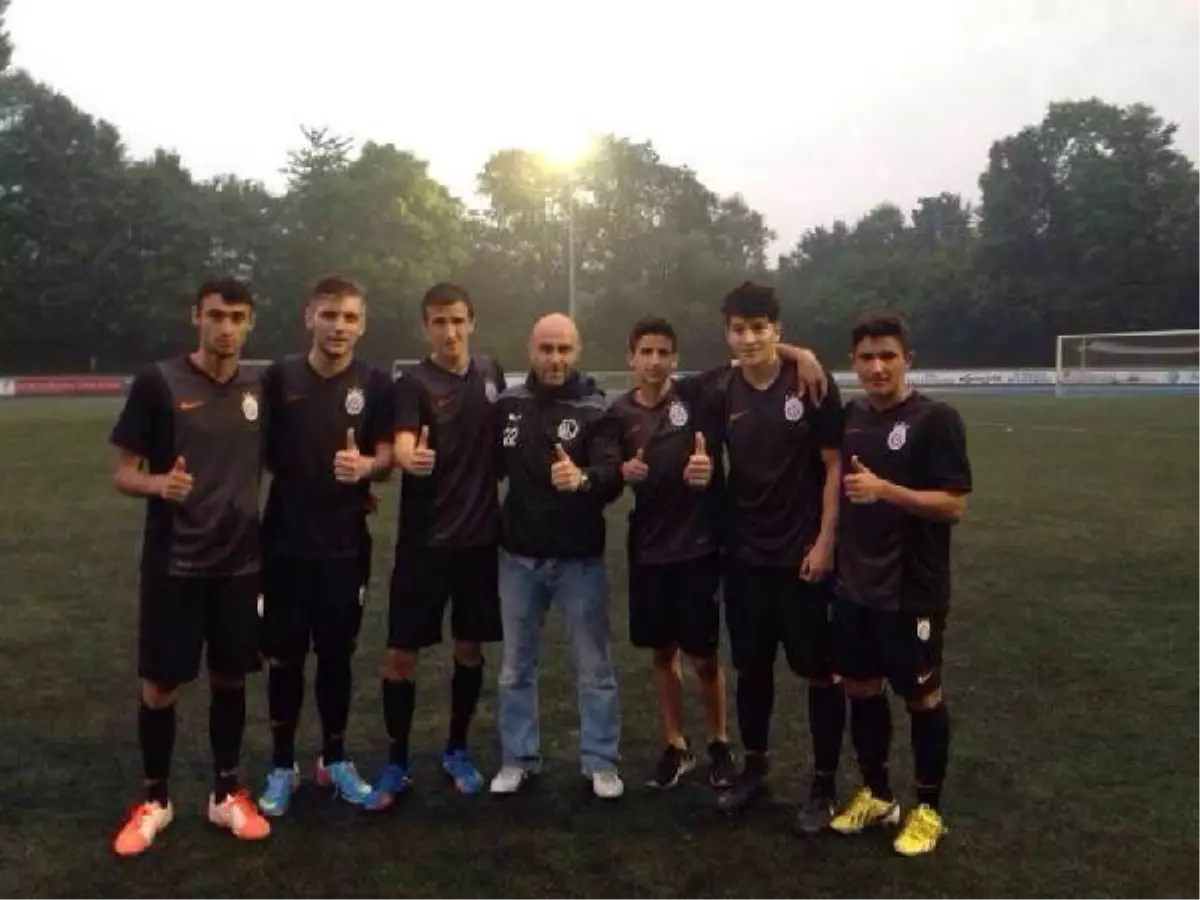 Galatasaray U19 Takımı Devlerle Kapışacak