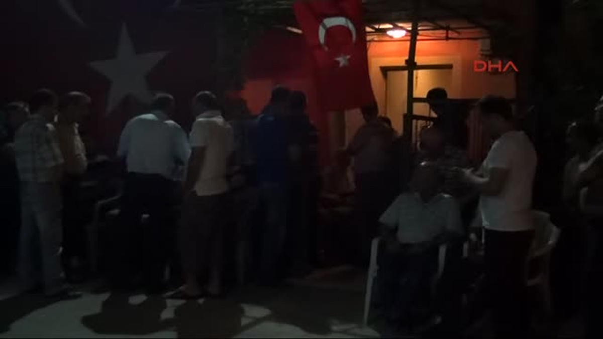 İzmir\'e Şehit Ateşi Düştü