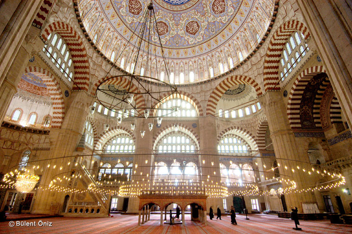 TSGİAD Başkanı Genç\'ten Kadir Gecesi Mesajı