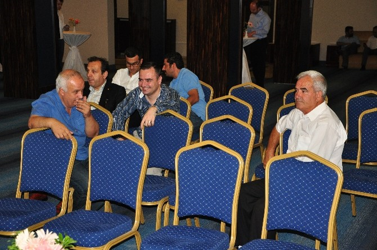 Manisa Tso Meclisi İkiye Bölündü