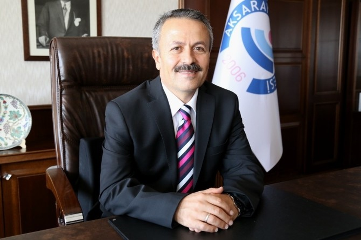 Rektör Acar: "24 Temmuz Basın İçin Özgürlük Sembolüdür"