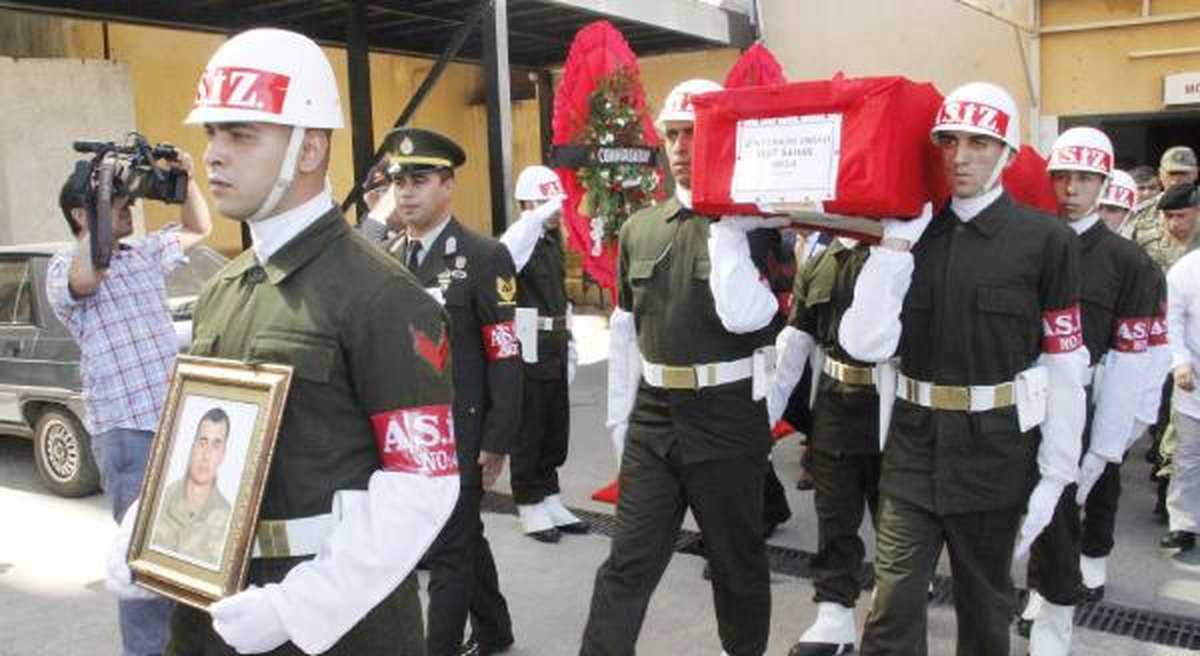 Şehit Askerden Geriye Nişanlısına Gönderdiği Fotoğraf Kaldı