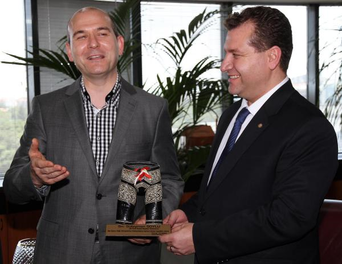 Soylu: Tamamının Kökü Kazınmalıdır