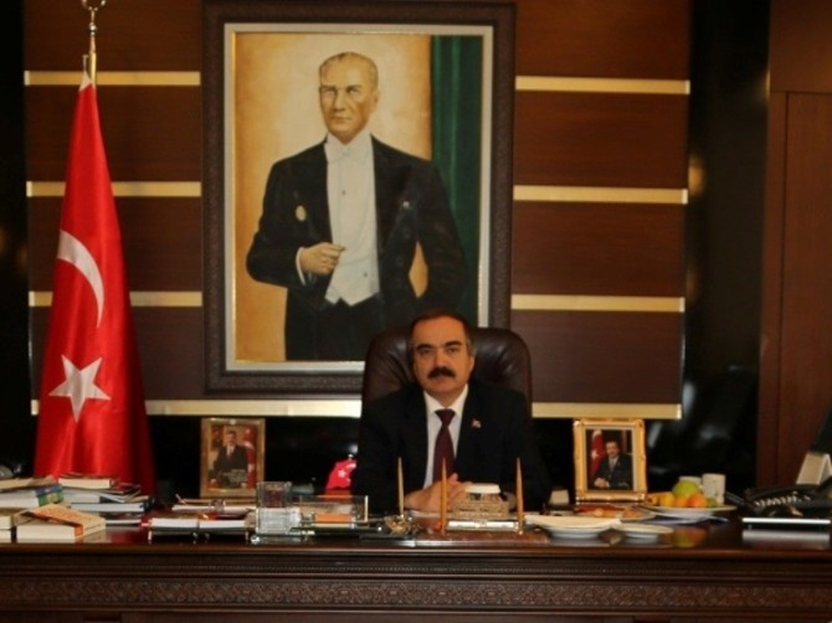 Vali Çoş, Gazeteciler ve Basın Bayramı Kutladı