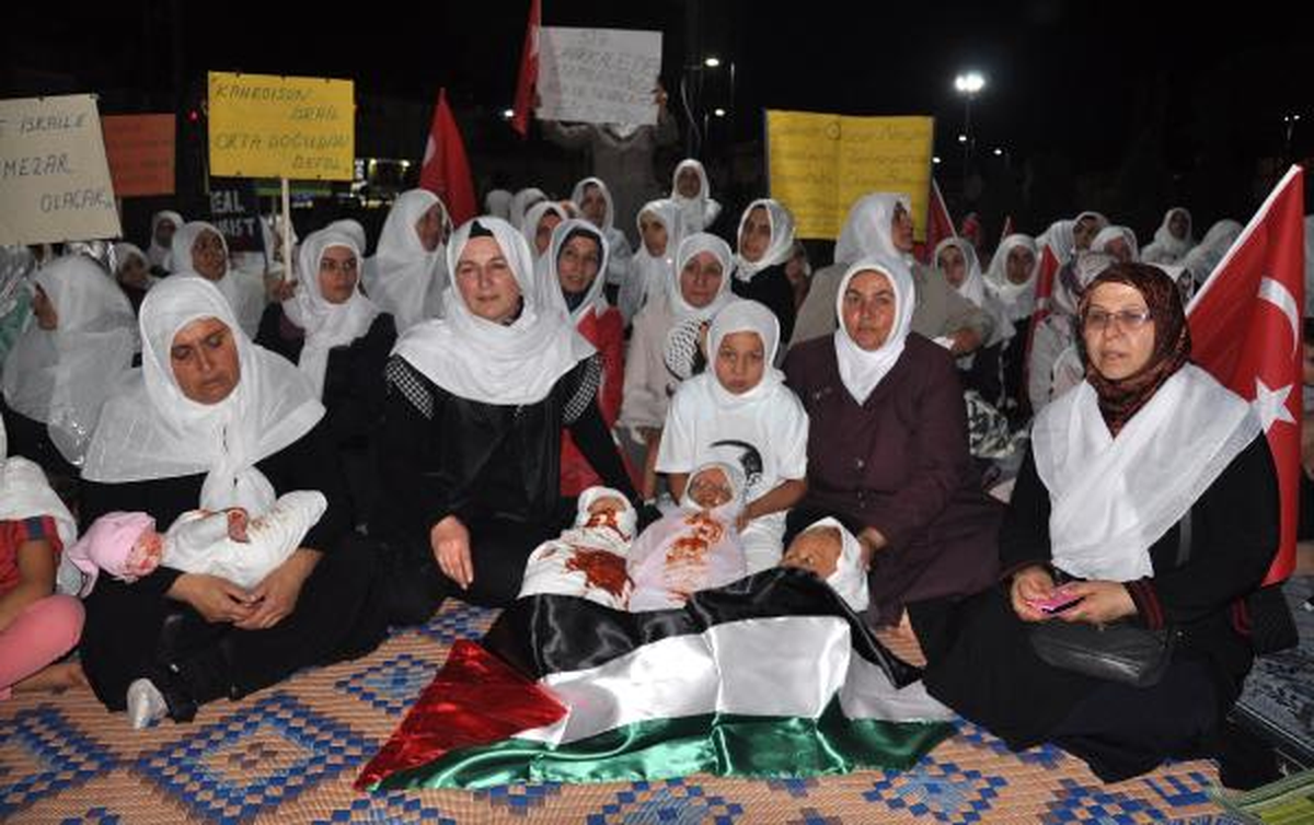 AK Parti Kadın Kollarından Gazze Protestosu