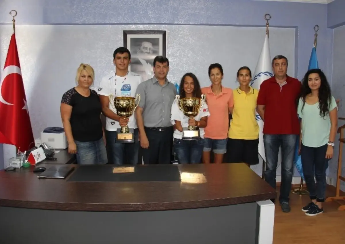 Altaş ile Ulaş İstanbul\'dan Derece ile Döndüler