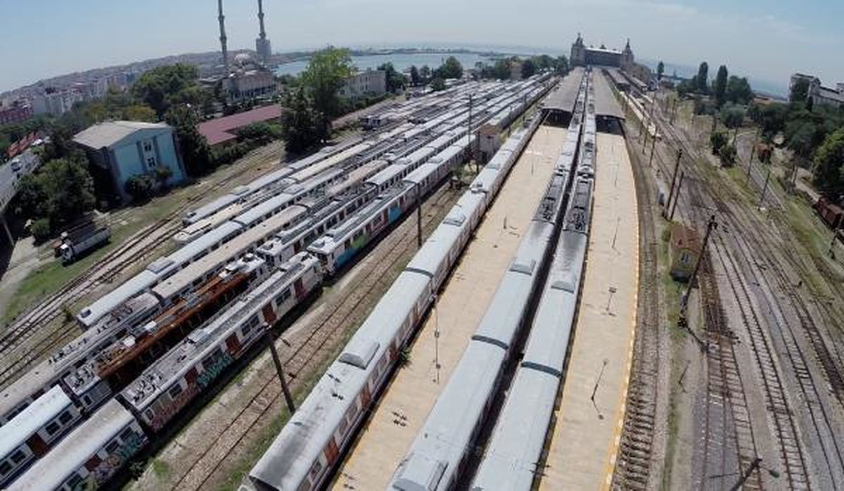 Ankara-İstanbul Hızlı Tren Hattı Yarın Açılıyor, Banliyö Hattında İlerleme Yok
