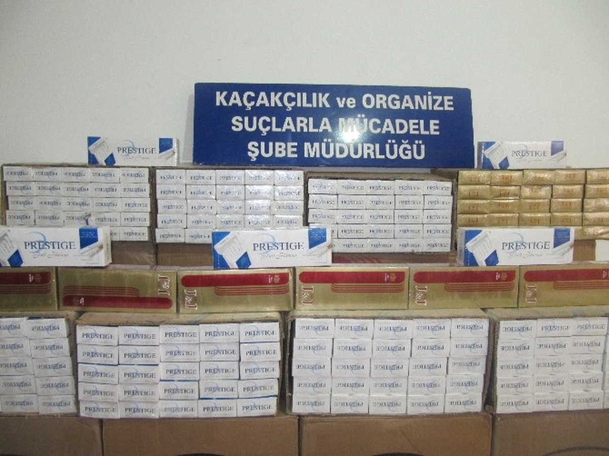 Antalya\'da 14 Bin Paket Kaçak Sigara Ele Geçirildi