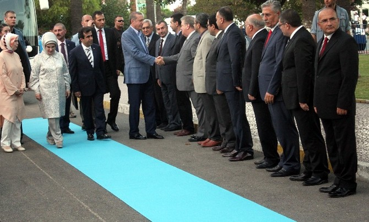 Başbakan Erdoğan Mersin Valiliği\'ni Ziyaret Etti