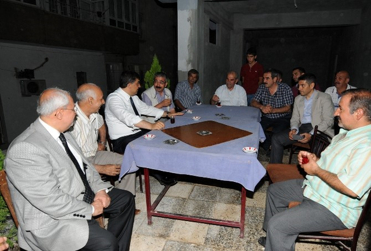 Başkan Fadıloğlu İftar Sonrası Vatandaşlarla Buluştu