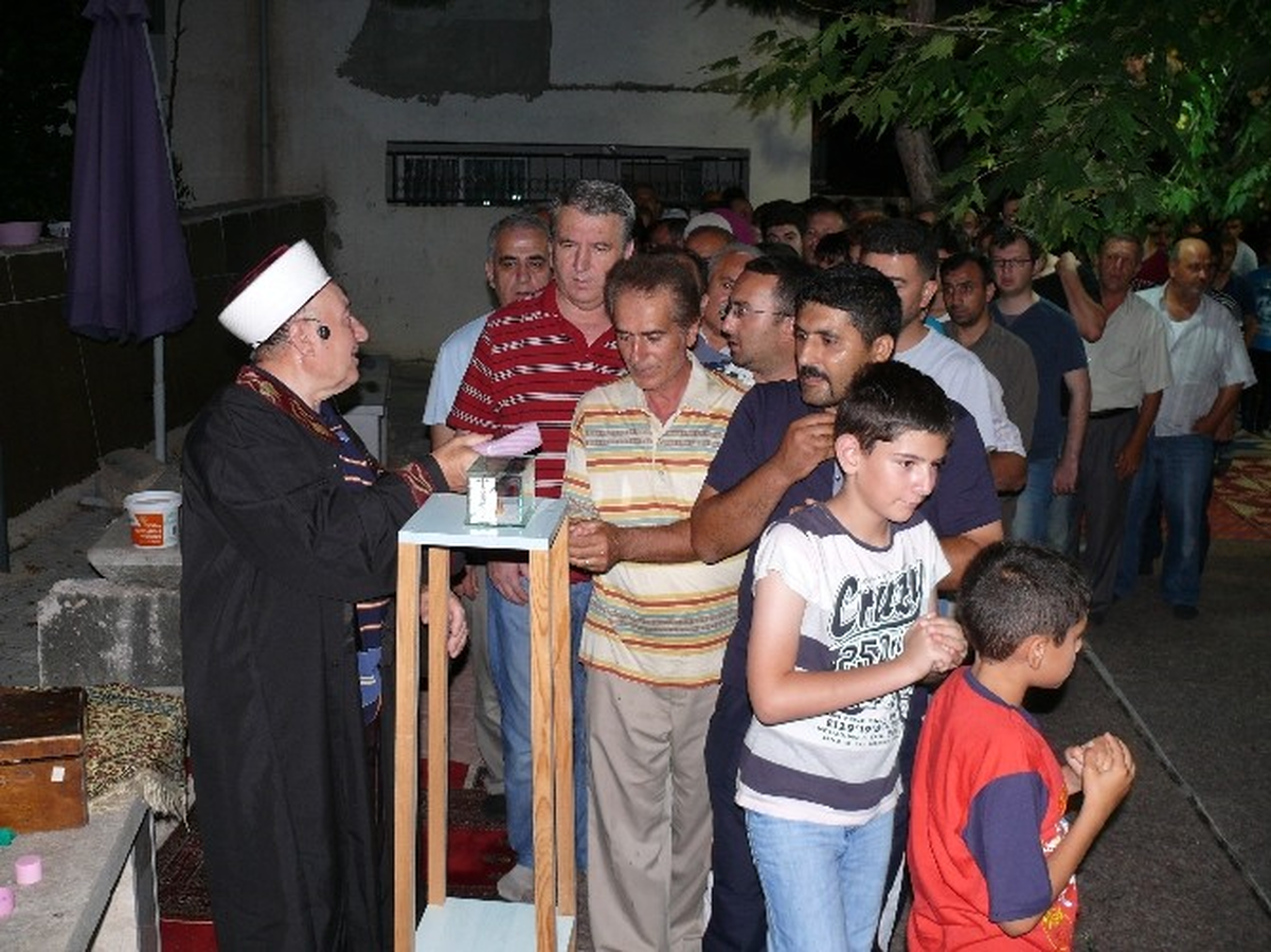 Bilecik\'te "Kadir Gecesi "Coşkusu