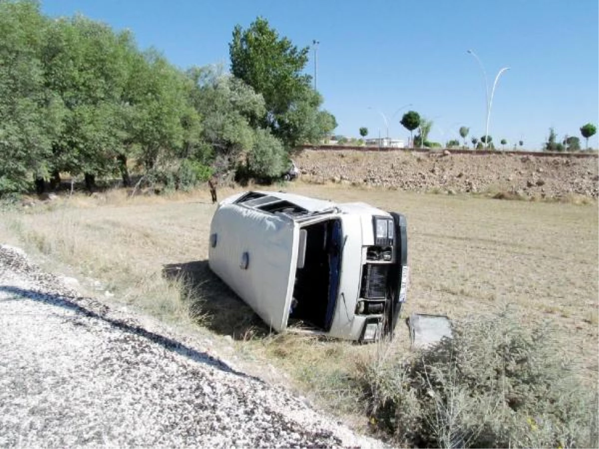 Burdur\'da Trafik Kazasında 16 Yaralı