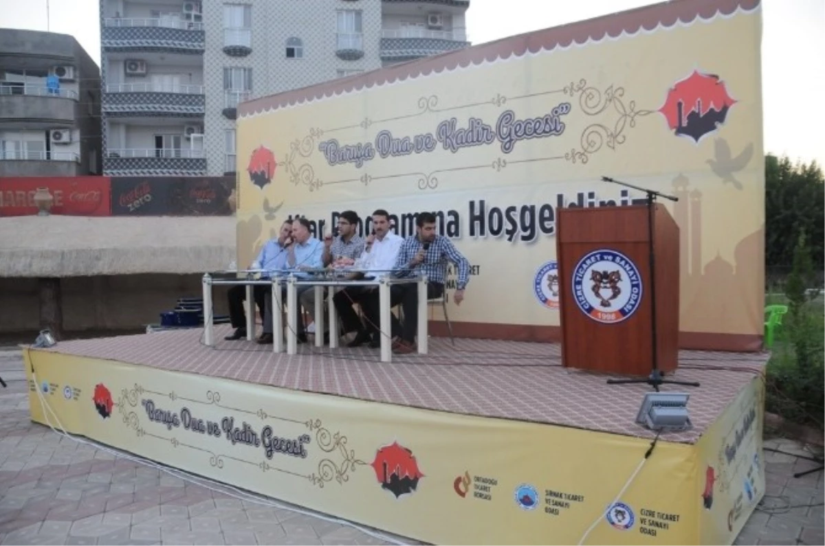 Cizre\'de "Barışa Dua ve Kadir Gecesi" İftar Programı Düzenlendi