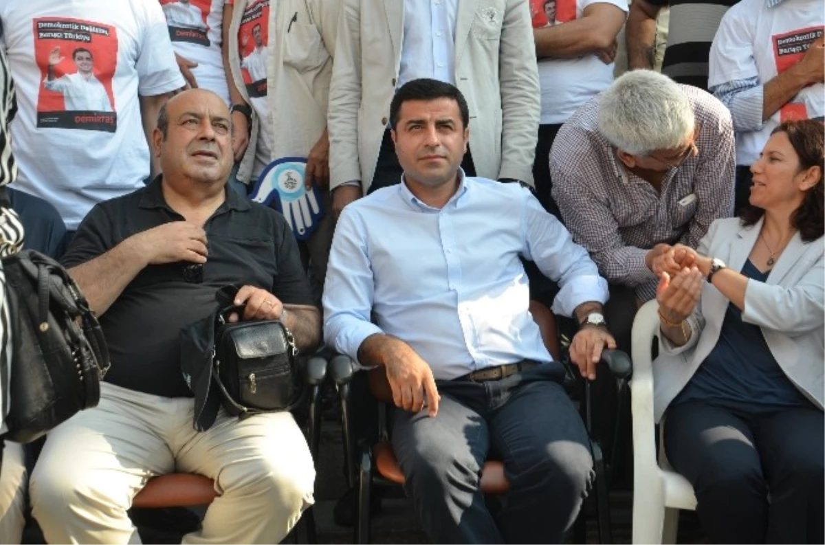 Cumhurbaşkanı Adayı Demirtaş: "Diğer Partilere Oy Verenler de Bizim Kardeşimizdir"