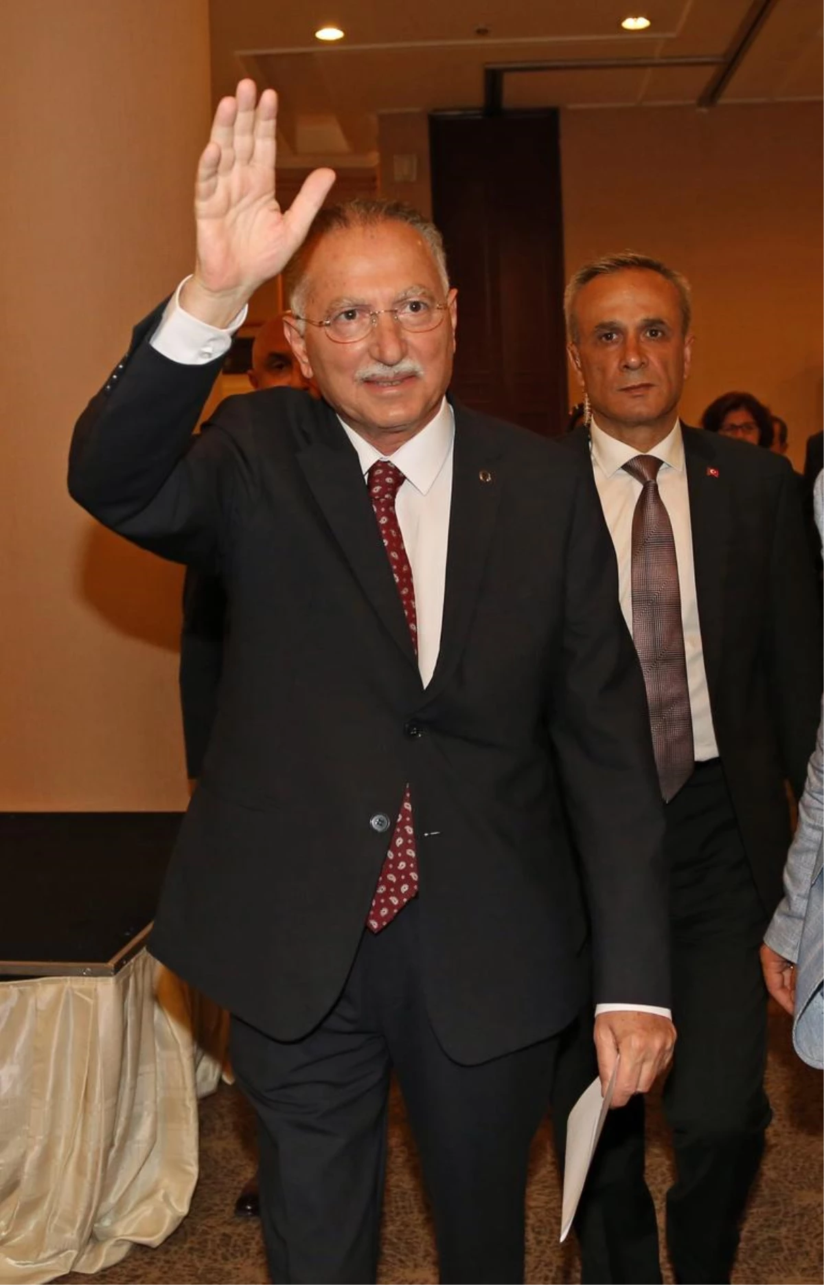 Cumhurbaşkanı Adayı İhsanoğlu, Kayseri\'de Açıklaması