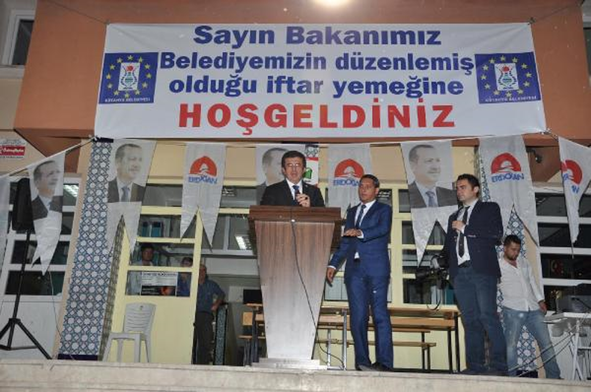 Ekonomi Bakanı Zeybekçi: Türkiye, Birilerinin Önüne Varıp El Pençe Divan Duran Bir Ülke Değil