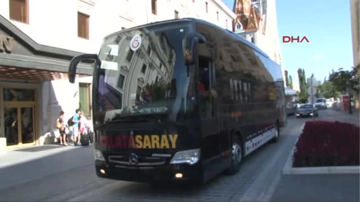 Galatasaray\'ın Sezon Öncesi Kampı Budapeşte\'de Devam Ediyor