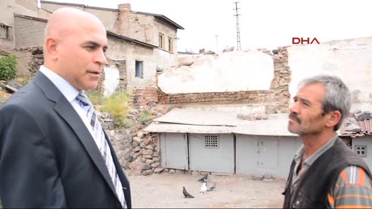 Gazze İçin Barış Güvercini Uçurdu