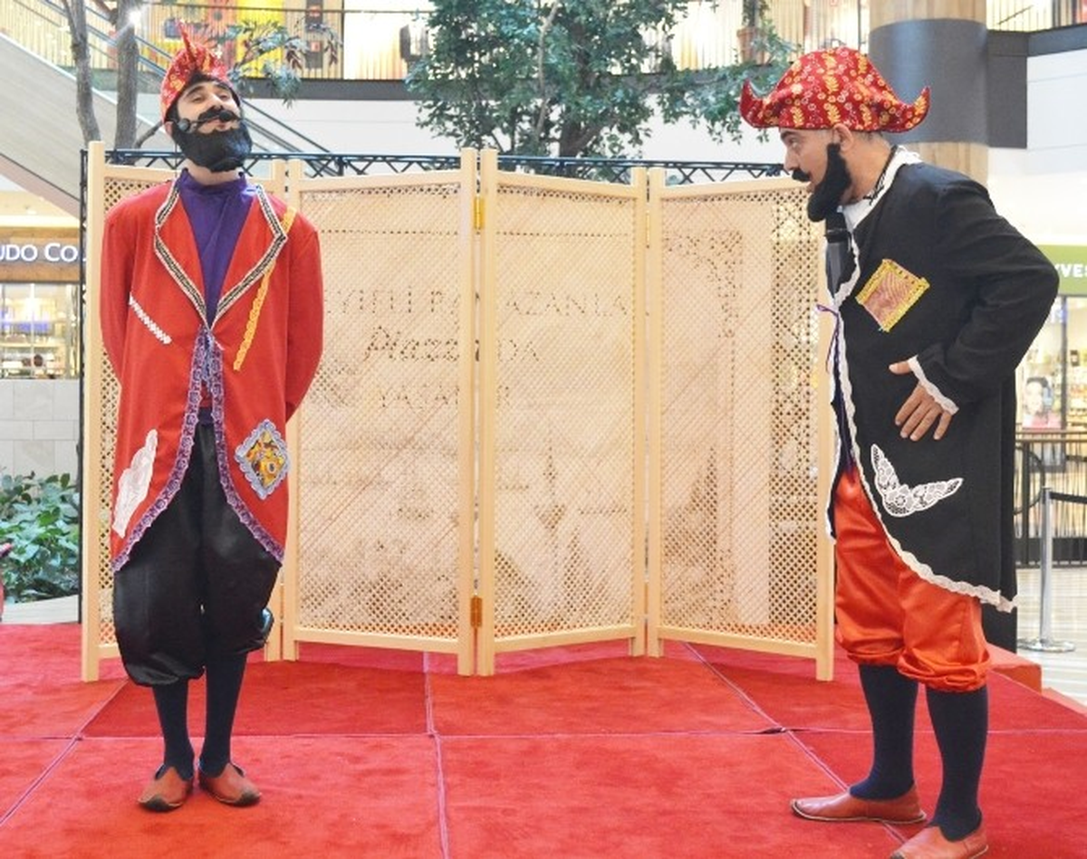 Hacivat ve Karagöz\'le Eğlenceli Ramazan