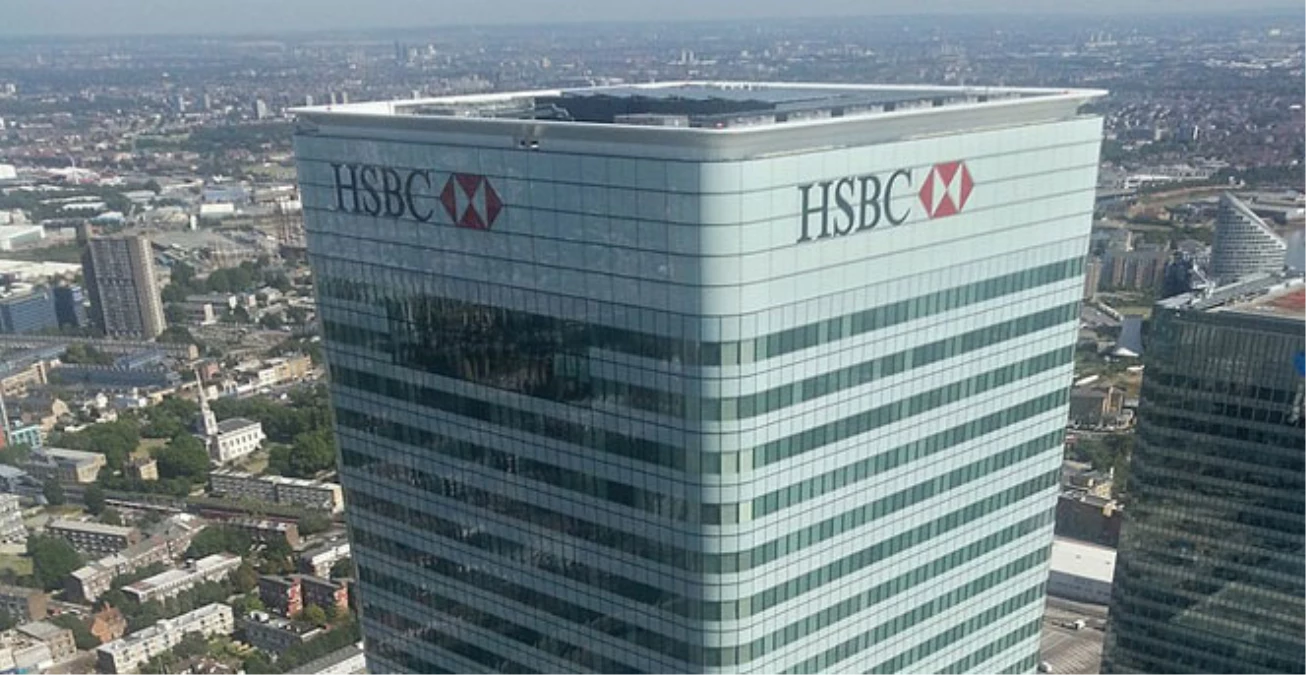 HSBC, Ticari Müşterileriyle Vedalaşıyor