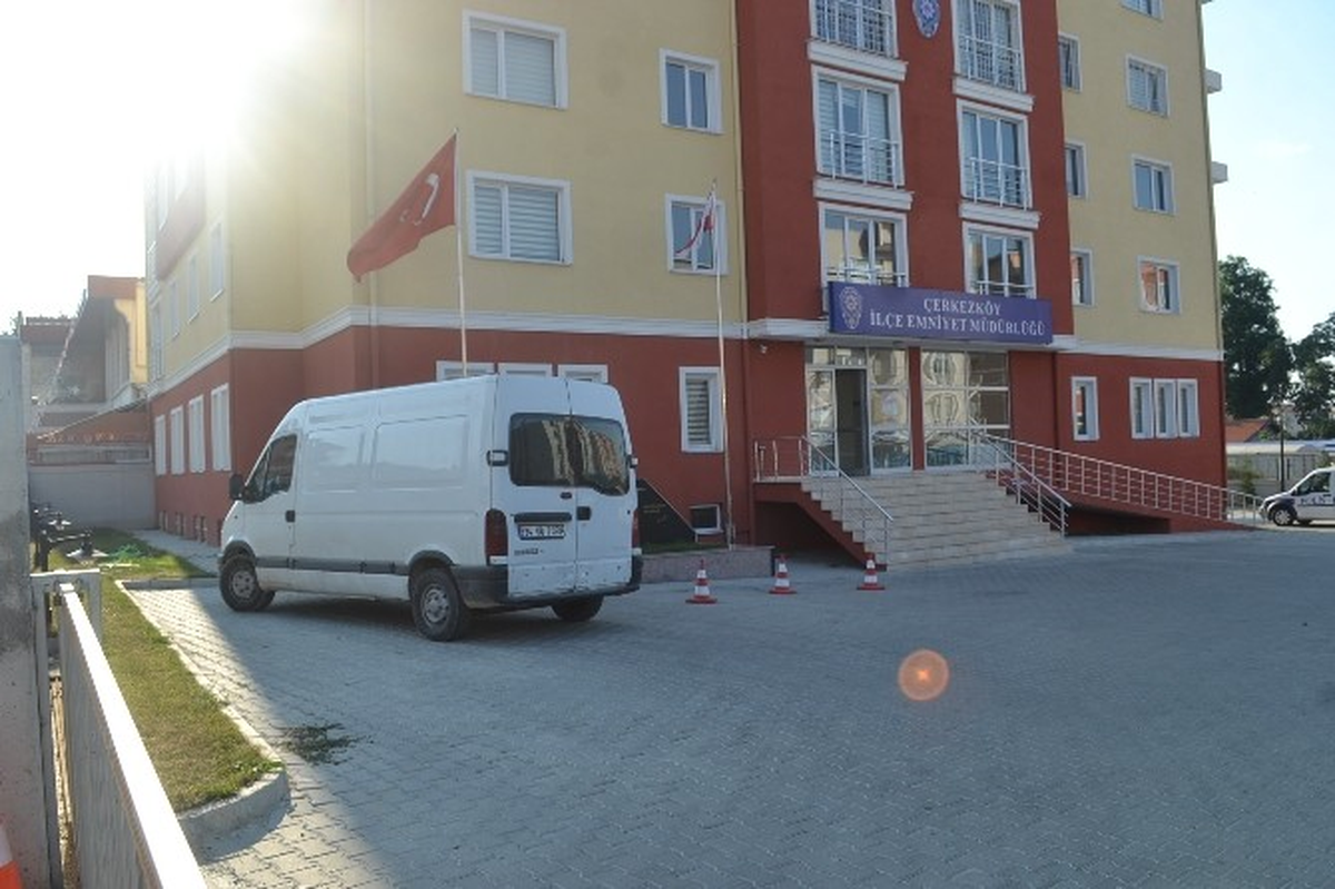 Çerkezköy\'de İnşaat Hırsızları Tutuklandı