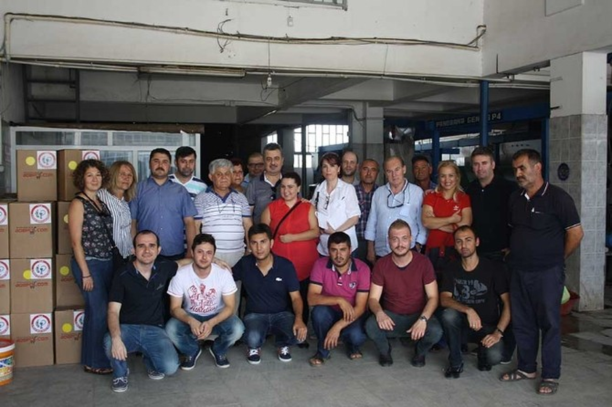 İzmirli Eczacılar Soma\'yı Unutmadı