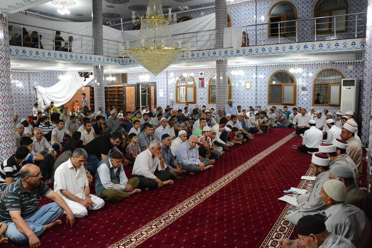 Kadir Gecesi Nusaybin\'de 3 Dilde Kutlandı