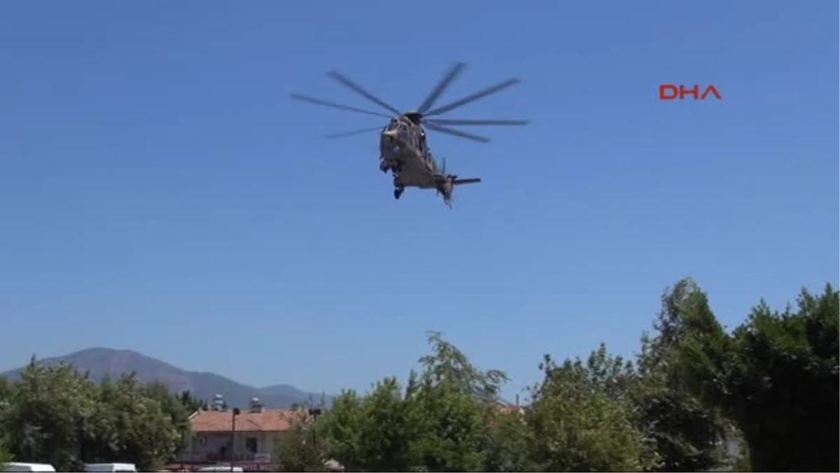 Kayalıklara Düşen Kadın, Helikopterle Hastaneye Yetiştirildi