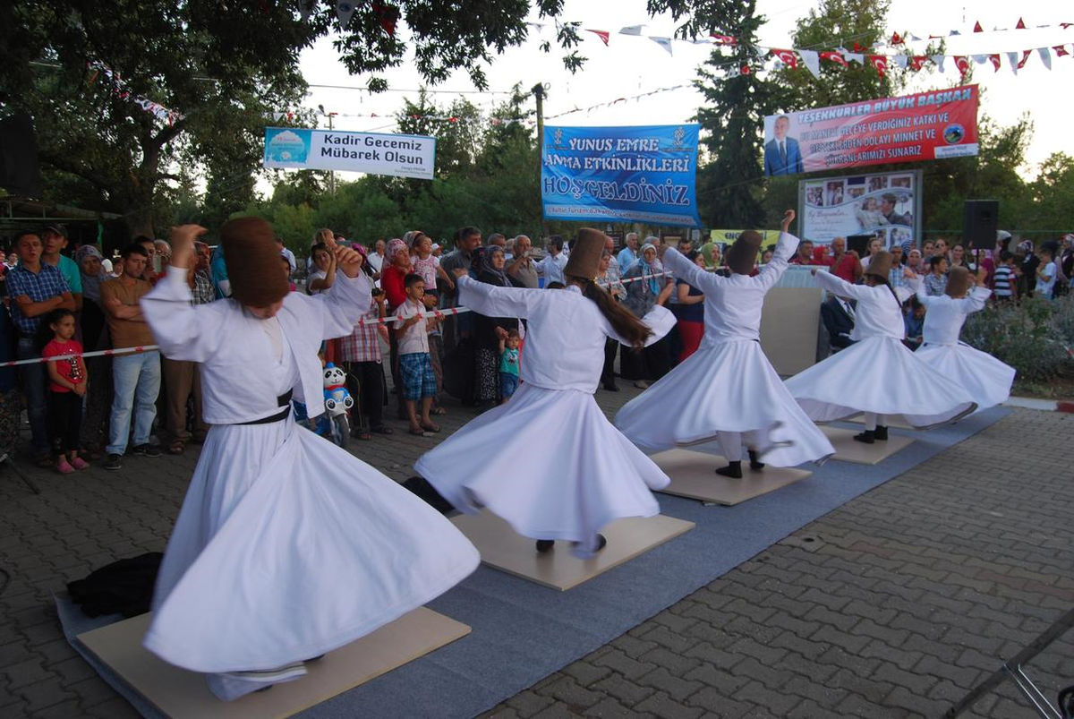 Kula\'da 7 Bin Kişi İftar Sofrasında Buluştu