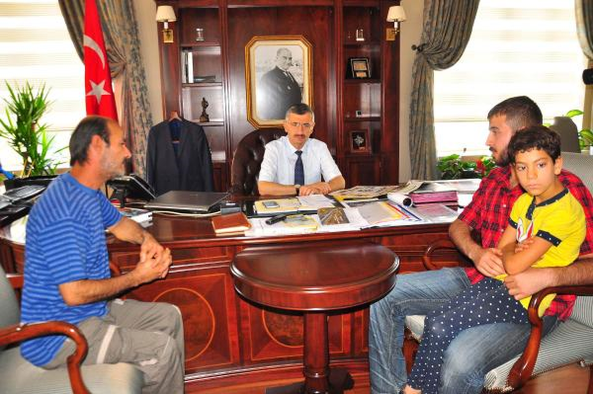 Manisa\'da Iraklı Mültecilerden Eylem