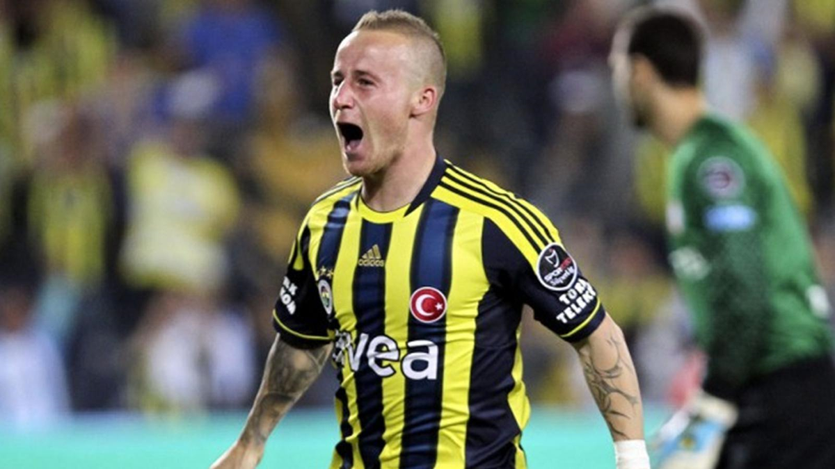 Fener\'in Kiralık Yıldızından Mesaj Var: Geri Döneceğim