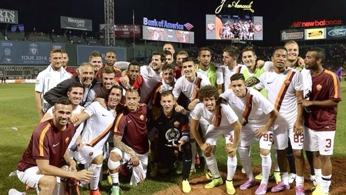Salih Uçan Roma-Liverpool Maçında İlk Kez Yeni Takımının Formasını Giydi
