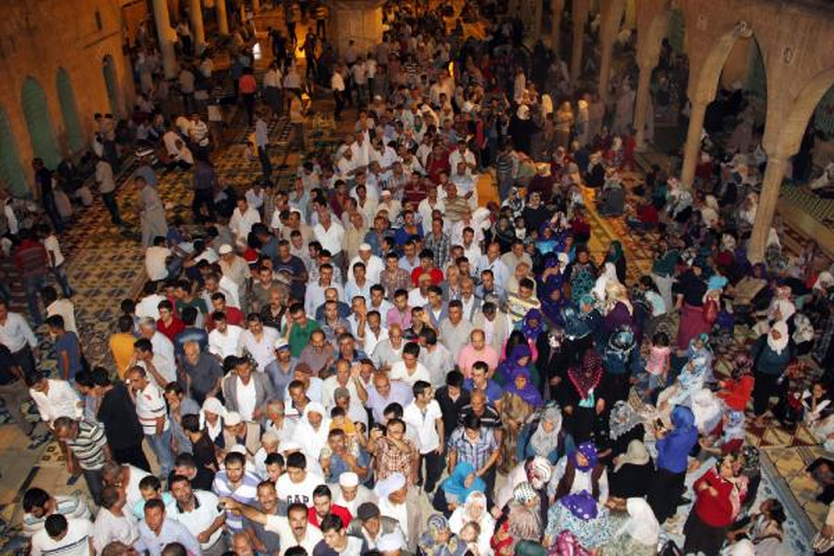 Şanlıurfa\'da Kadir Gecesi Yoğunluğu