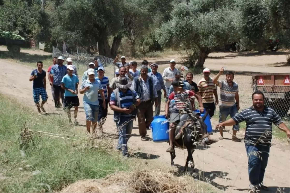 Su Sorunu Çözülmeyen Köy Halkı, İzsu\'yu Protesto Etti