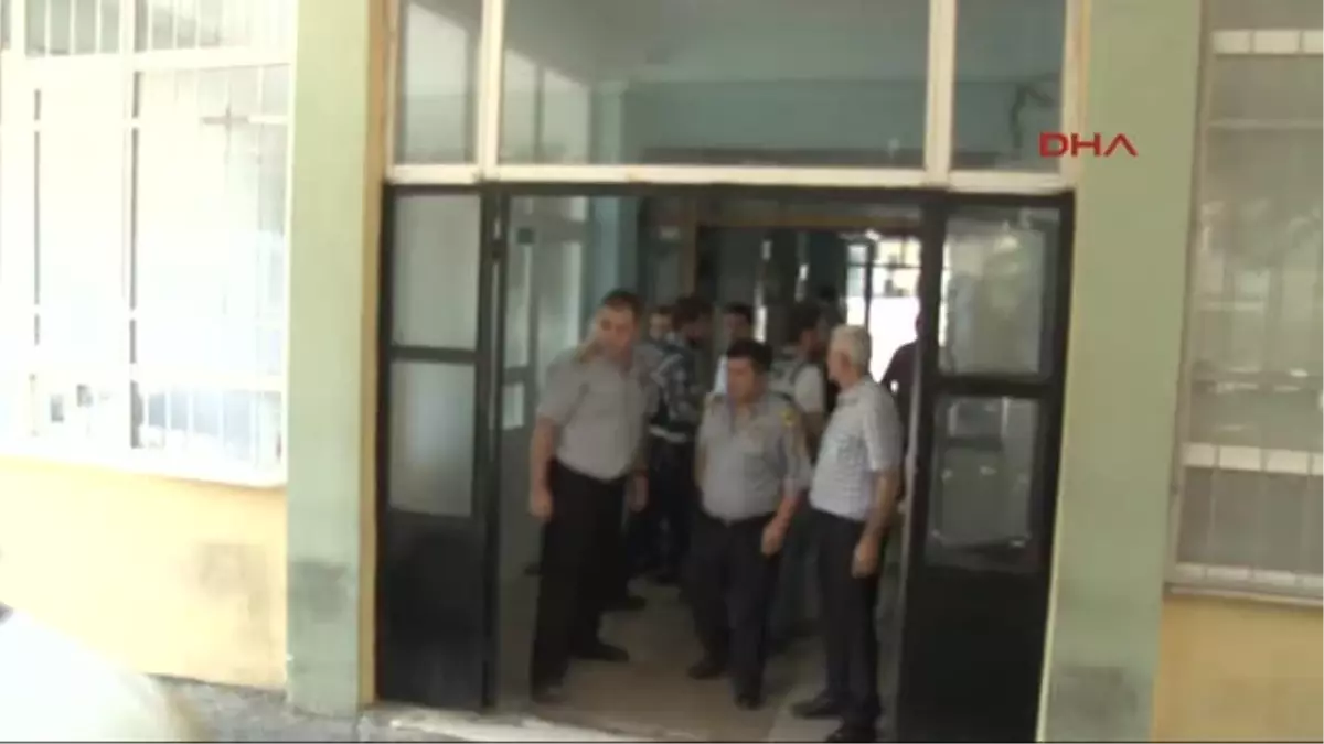 Teslim Olan Emniyet Amirleri Sağlık Kontrolünden Geçirildi